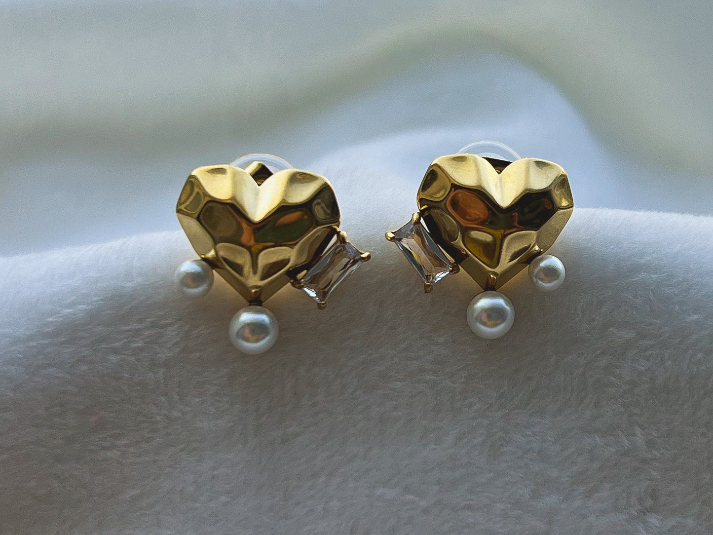 Pearl Heart Earrings