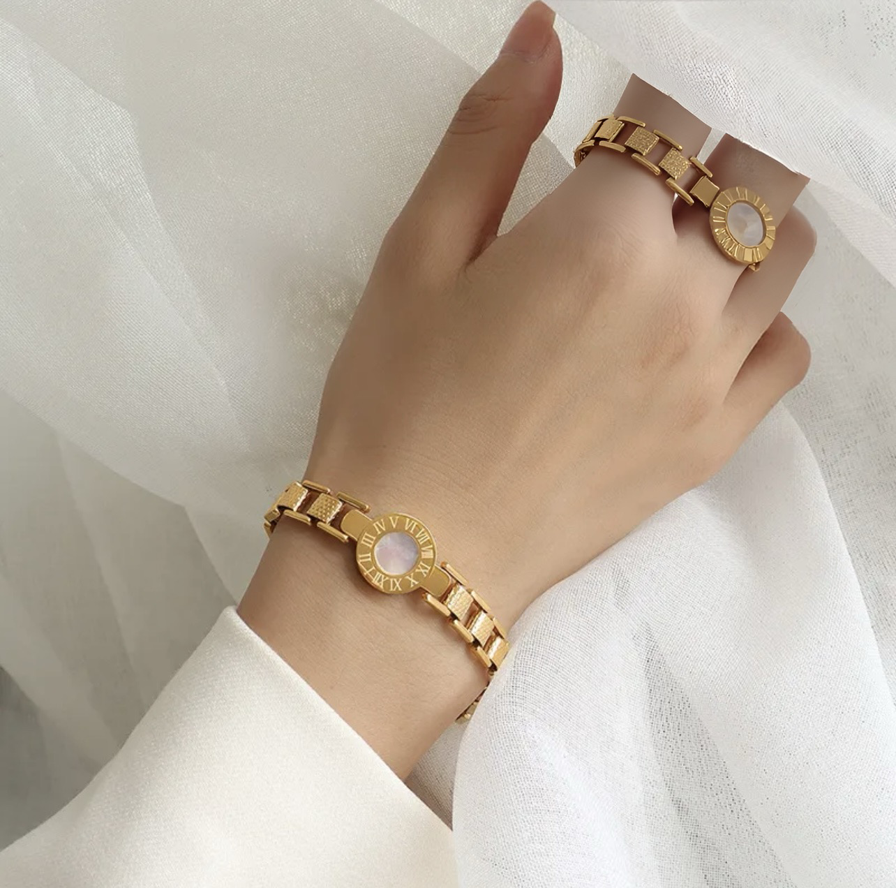 Timeless Light Mother-of-Pearl Bracelet