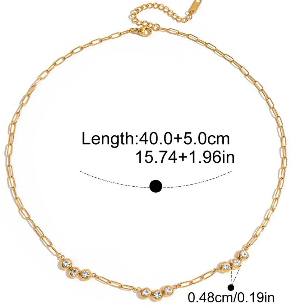 Bezel-set three round crystals necklace