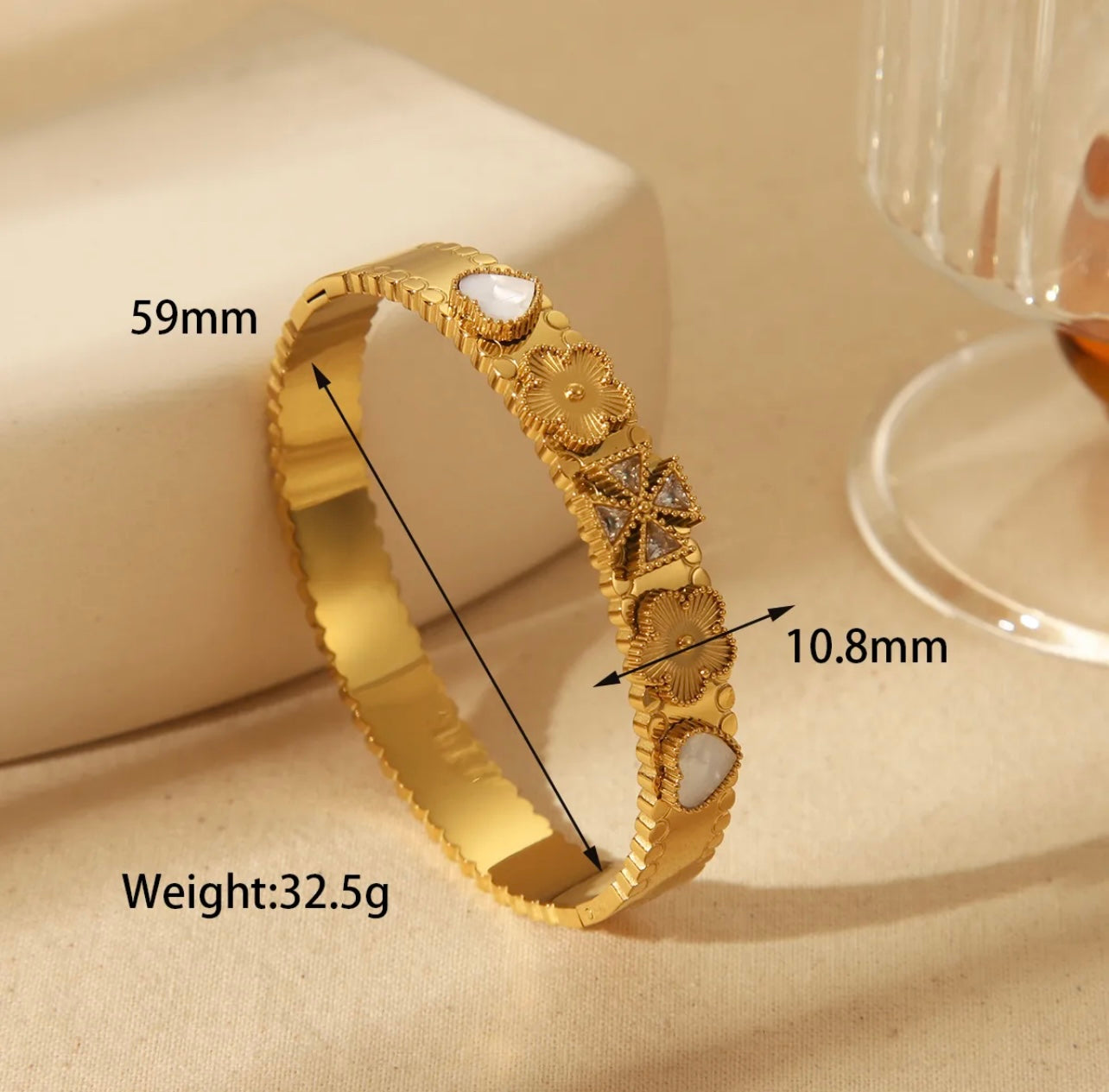 Floral Motif Bangle