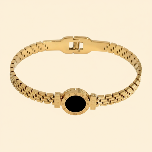 Sleek Gold Link Statement Bracelet