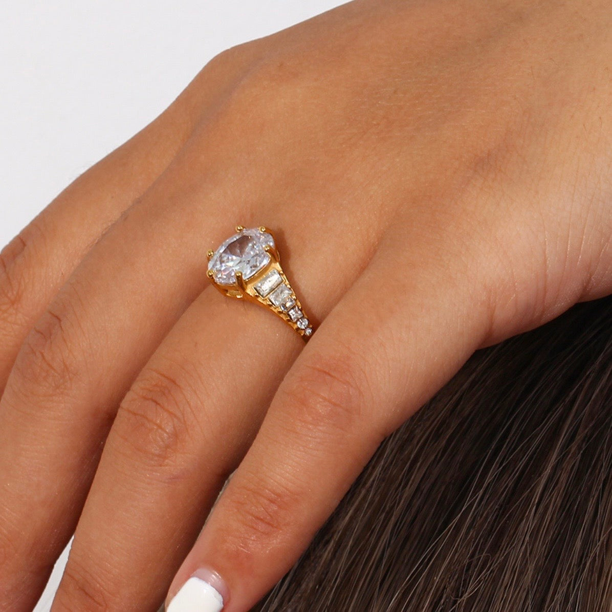 Ethereal Oval