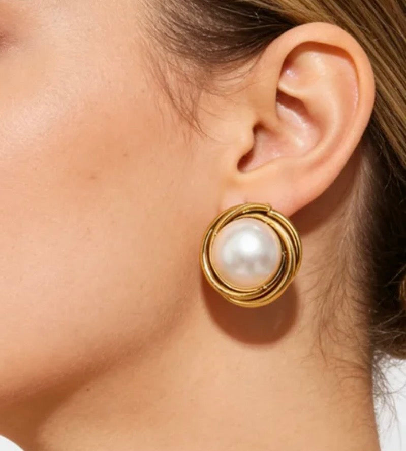 Vintage Pearl Earrings